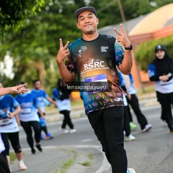 Runner Photo 3464783