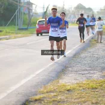 Runner Photo 3464819