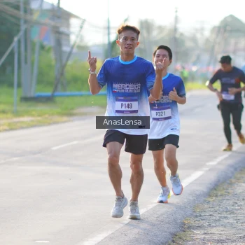 Runner Photo 3464827