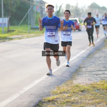 Runner Photo 3464846