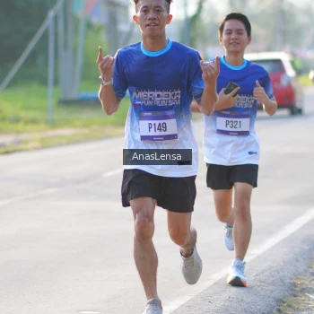 Runner Photo 3464853