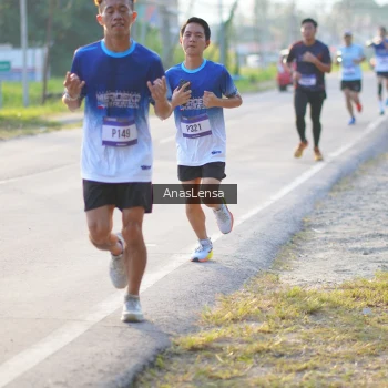 Runner Photo 3464861