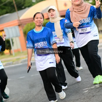 Runner Photo 3464897