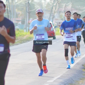 Runner Photo 3464898