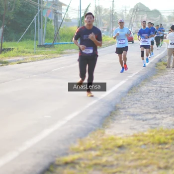 Runner Photo 3464903
