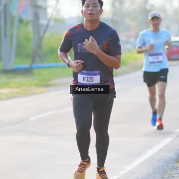 Runner Photo 3464905