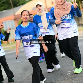 Runner Photo 3464917