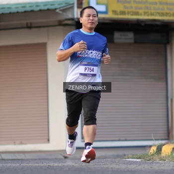 Runner Photo 3464918