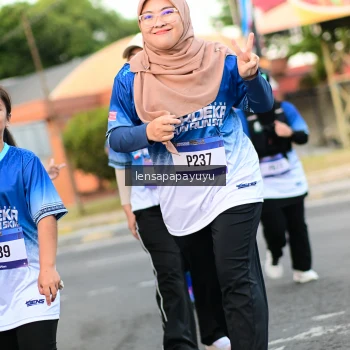 Runner Photo 3464923