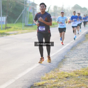 Runner Photo 3464939