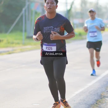 Runner Photo 3464943