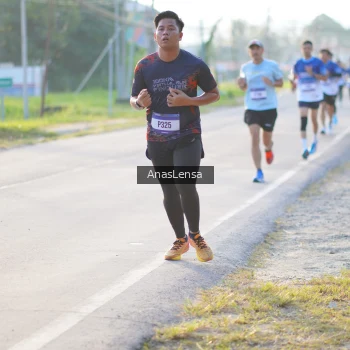 Runner Photo 3464945