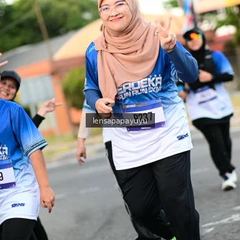 Runner Photo 3464947