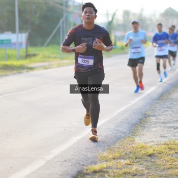 Runner Photo 3464950