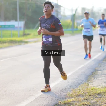 Runner Photo 3464951