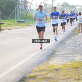 Runner Photo 3464955