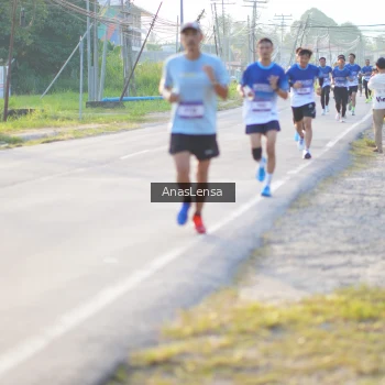 Runner Photo 3464975
