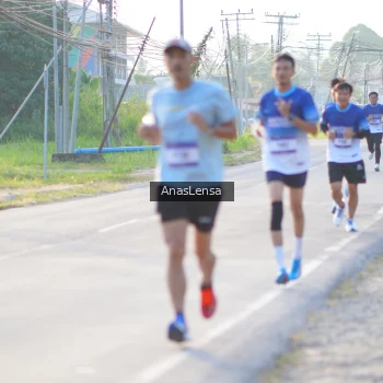Runner Photo 3464976