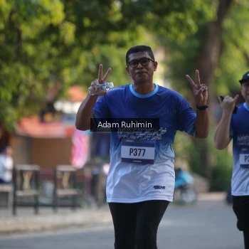 Runner Photo 3465001