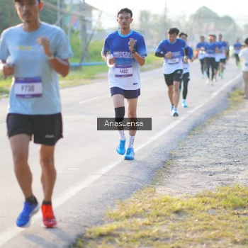 Runner Photo 3465005