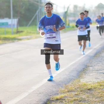 Runner Photo 3465025