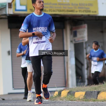Runner Photo 3465055