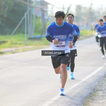 Runner Photo 3465062