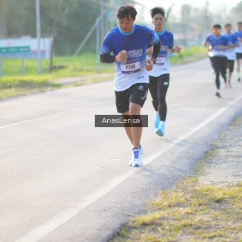 Runner Photo 3465063