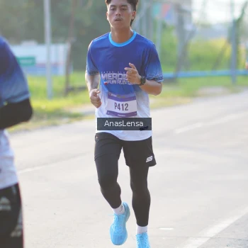 Runner Photo 3465080