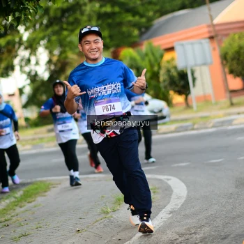 Runner Photo 3465147