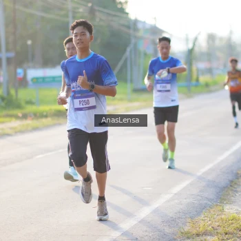 Runner Photo 3465151