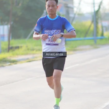Runner Photo 3465160