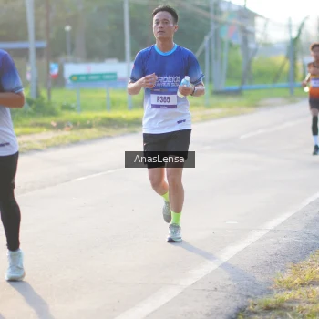 Runner Photo 3465178