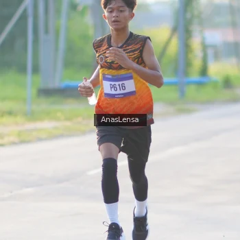 Runner Photo 3465192