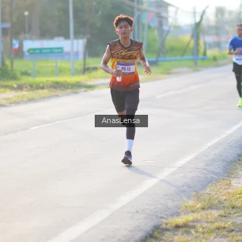 Runner Photo 3465213