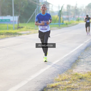 Runner Photo 3465243