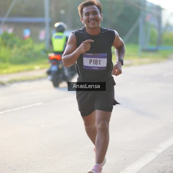 Runner Photo 3465311