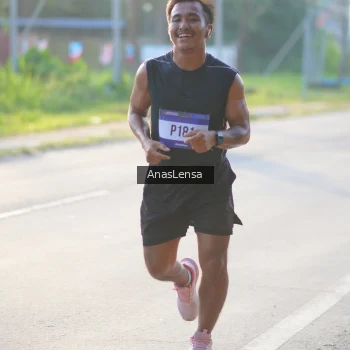 Runner Photo 3465316