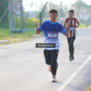 Runner Photo 3465323