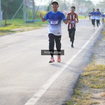 Runner Photo 3465325