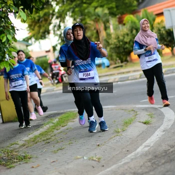 Runner Photo 3465332