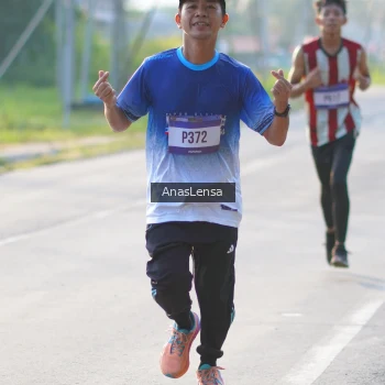 Runner Photo 3465334