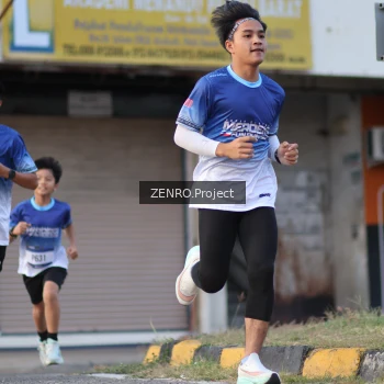 Runner Photo 3465336