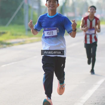 Runner Photo 3465349