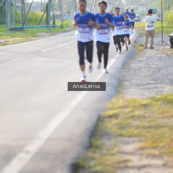 Runner Photo 3465397
