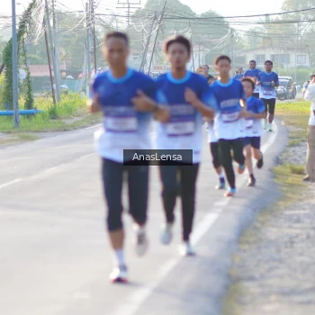 Runner Photo 3465398