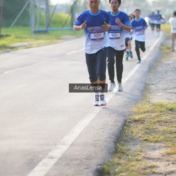 Runner Photo 3465405