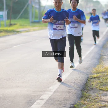 Runner Photo 3465421