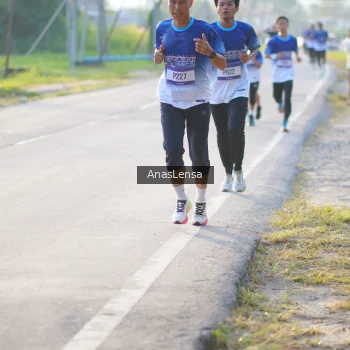Runner Photo 3465425