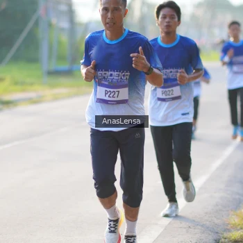 Runner Photo 3465431